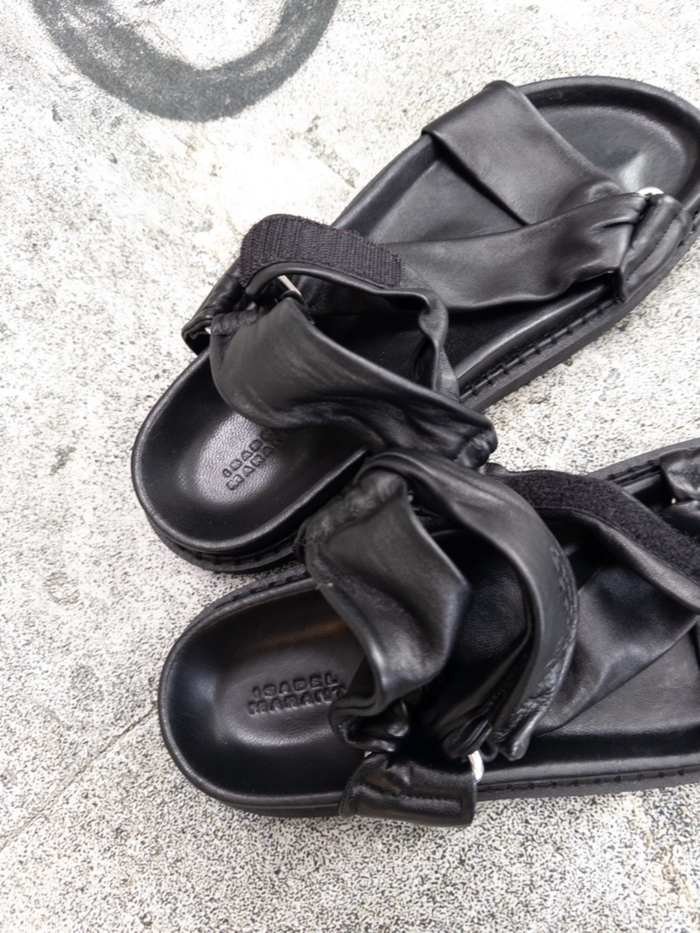 Isabel Marant Naori T-Strap Grip Sandals Black Calf Leather, Size 40, US 10 - Picture 4 of 14